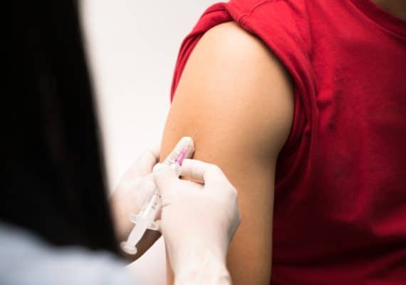 Flu Vaccination for Travel: Miles Pharmacy Tips for Jetsetters